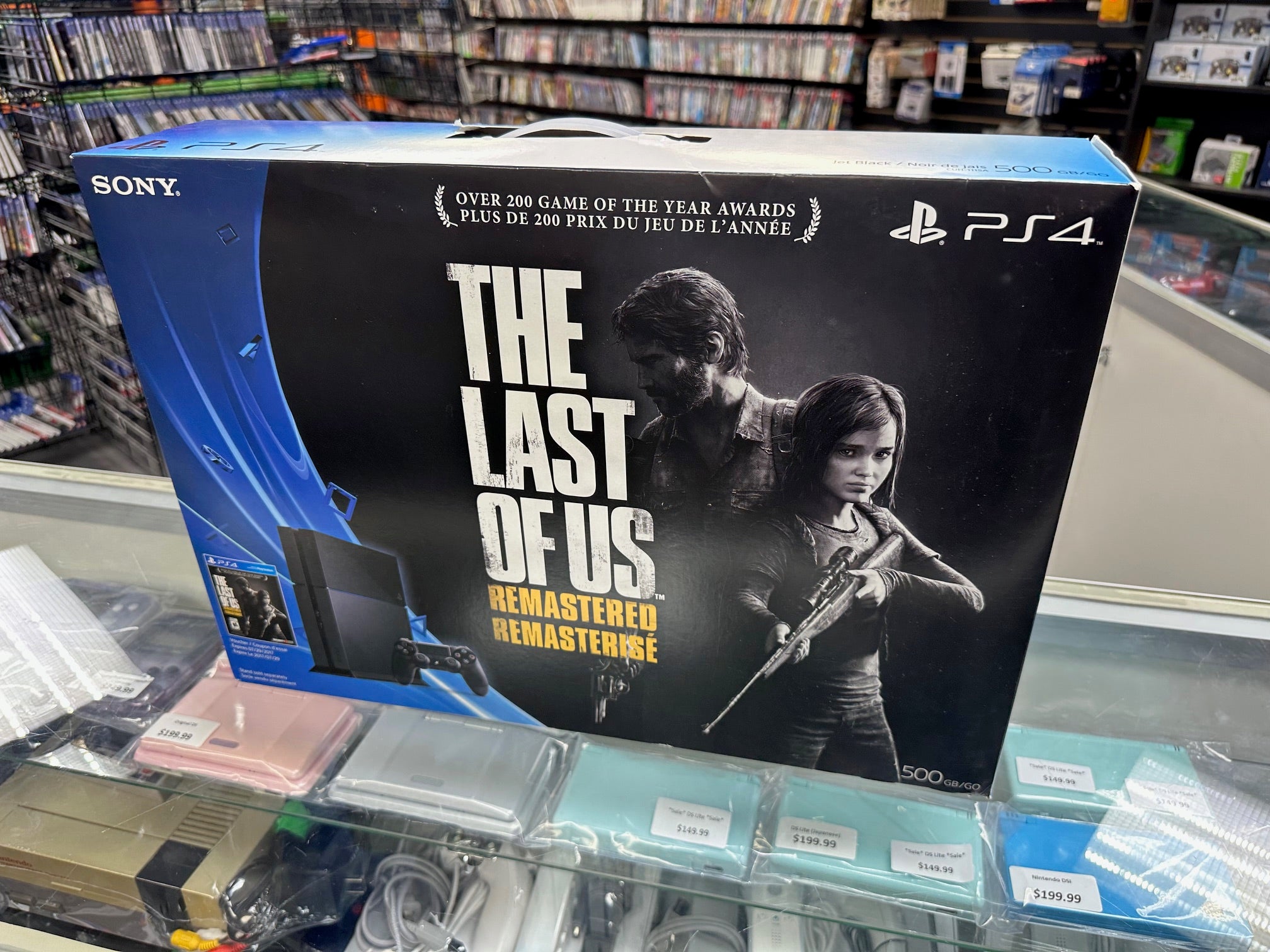 Playstation 4 500GB Last of Us Remastered Console Bundle Playstation 4