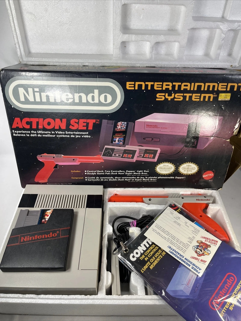 Nintendo NES Action Set Console NES